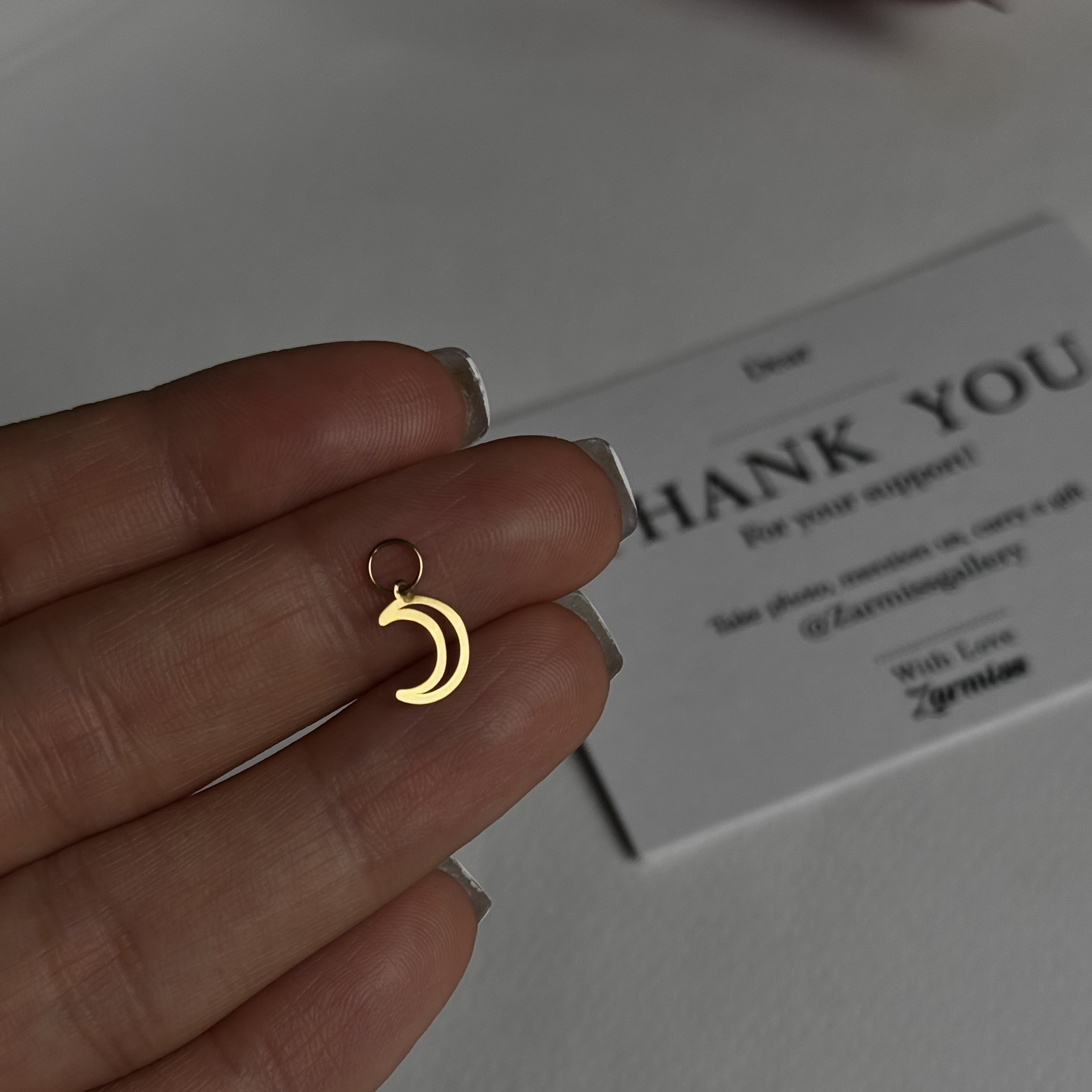 پلاک ماه تو خالی0412